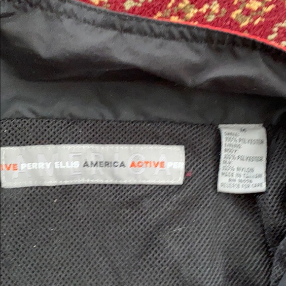 Perry Ellis vintage jacket in red and black - Picture 2 of 5